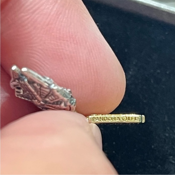 Pandora Star Wars Millennium Falcon Dangle Charm - Picture 5 of 9